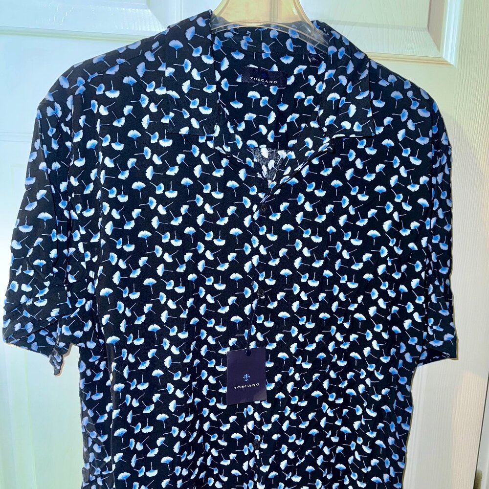 NWT Men's Toscano XL Black with blue flower print button down shirt